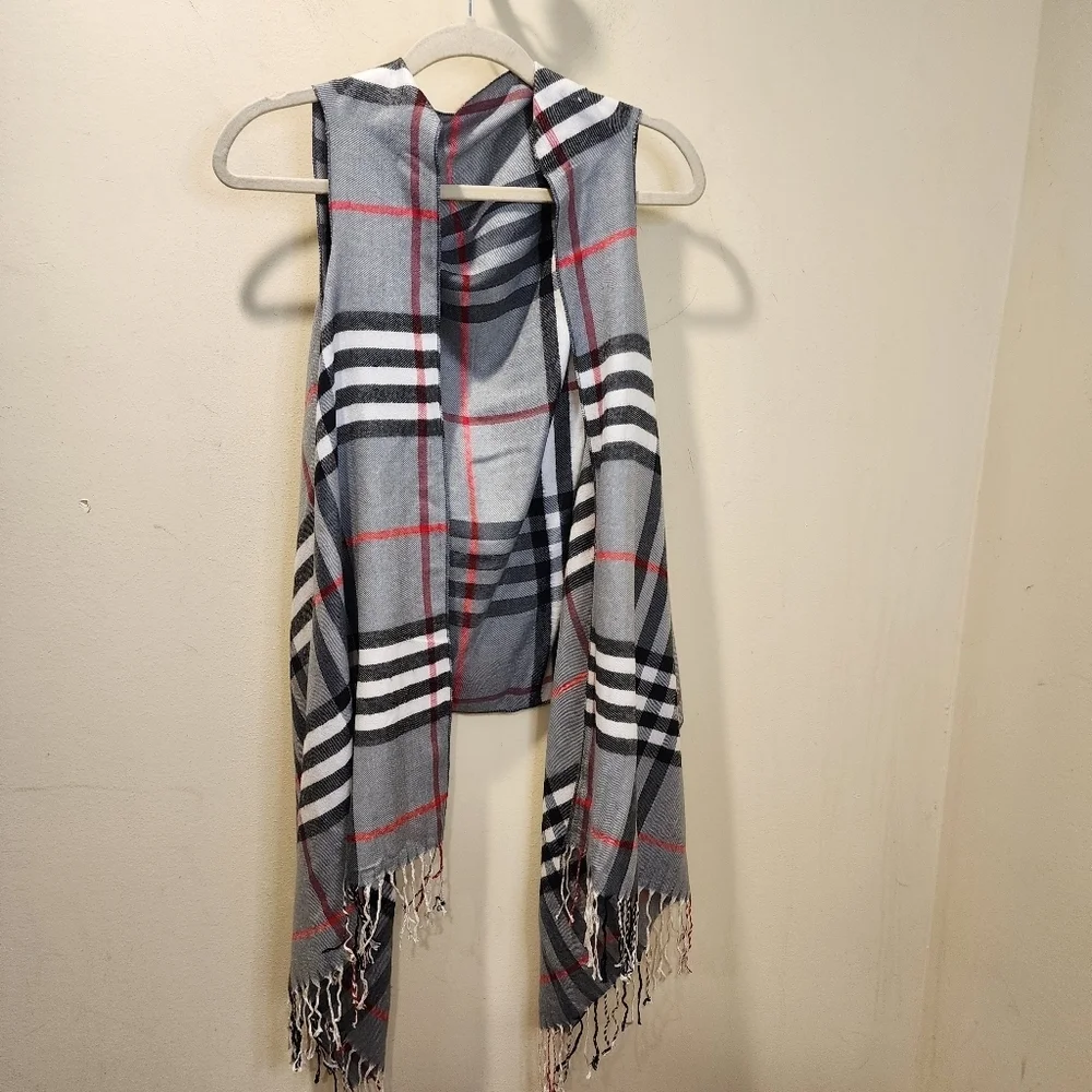 Plaid Fringe Litghweitgh Cashmere Blend Vest Or Scarf